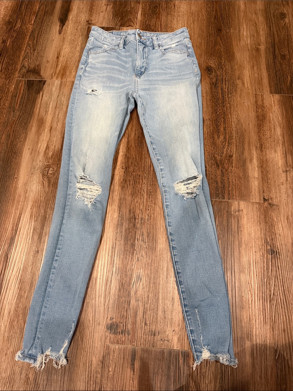 American Eagle Outfitters Light Blue Distressed Skinny Jeans